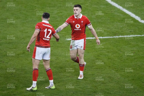 100324 - Wales v France - Guinness Six Nations - Joe Roberts of Wales is congratulated by Owen Watkin after scoring a try