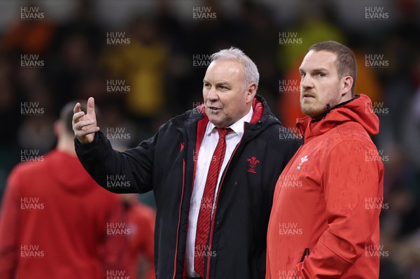 110322 Wales v France, Guinness Six Nations 2022 - Wales head coach Wayne Pivac with assistant coach Gethin Jenkins during warm up