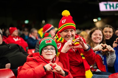150226 - Wales v France - Fans during the game 