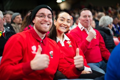 150226 - Wales v France - Guinness Six Nations - Fans during the game 