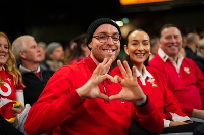 150226 - Wales v France - Fans during the game 