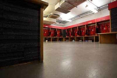 150226 - Wales v France - Guinness Six Nations Championship - Wales dressing room before the game