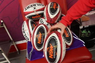 150226 - Wales v France - Guinness Six Nations Championship - Wales dressing room before the game