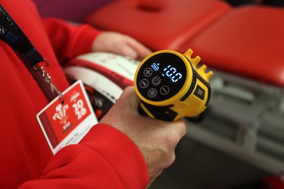 150226 - Wales v France - Guinness Six Nations Championship - Wales dressing room before the game