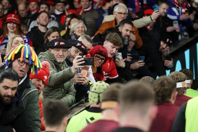 150226 - Wales v France - Guinness Six Nations Championship - Wales fans