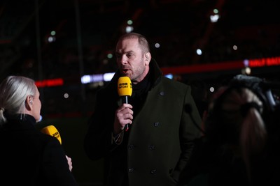 150226 - Wales v France - Guinness Six Nations Championship - Alun Wyn Jones working for the BBC