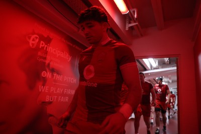 150226 - Wales v France - Guinness Six Nations Championship - Dan Edwards of Wales 