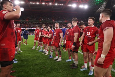 150226 - Wales v France - Guinness Six Nations Championship - Dejected Wales at full time