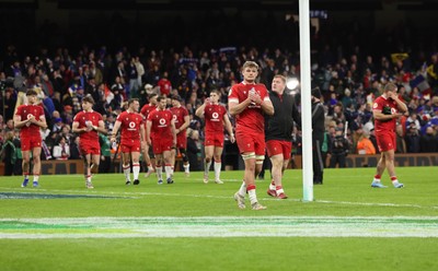 150226 - Wales v France, 2026 Guinness Six Nations - Alex Mann of Wales applauds the fans as Wales make their way around the pitch at the end of the match