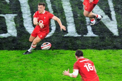 150226 - Wales v France - Guinness Six Nations - Jarrod Evans of Wales