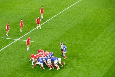 150226 - Wales v France - Guinness Six Nations - A scrum