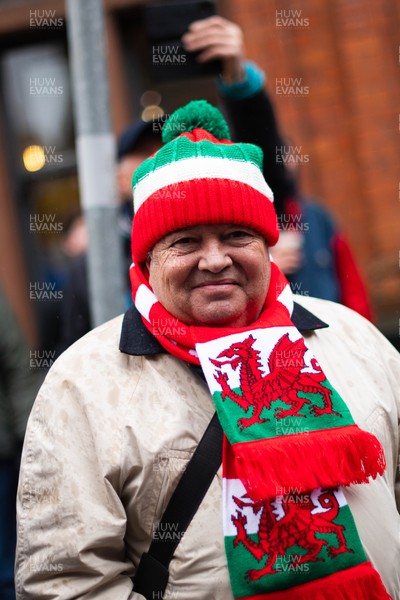 150226 - Wales v France - Guinness Six Nations - Fans in Cardiff City Centre ahead of the game 