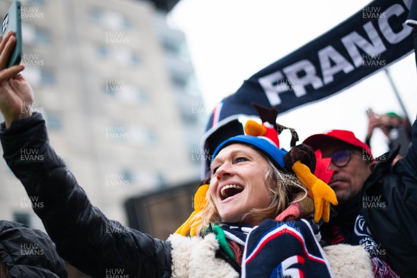150226 - Wales v France - Guinness Six Nations - Fans in Cardiff City Centre ahead of the game 