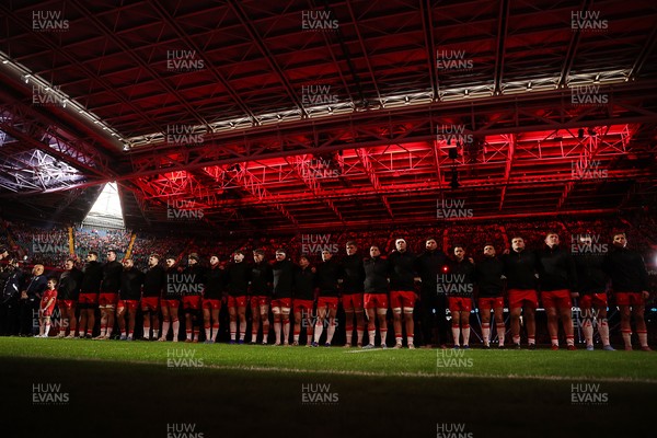 150226 - Wales v France - Guinness Six Nations Championship - Wales sing the anthem