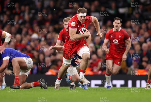 150226 - Wales v France - Guinness Six Nations Championship - Ben Carter of Wales 