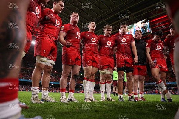 150226 - Wales v France - Guinness Six Nations Championship - Dewi Lake of Wales speaks to the team at full time