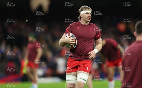 150226 - Wales v France, 2026 Guinness Six Nations - Aaron Wainwright of Wales during warm up