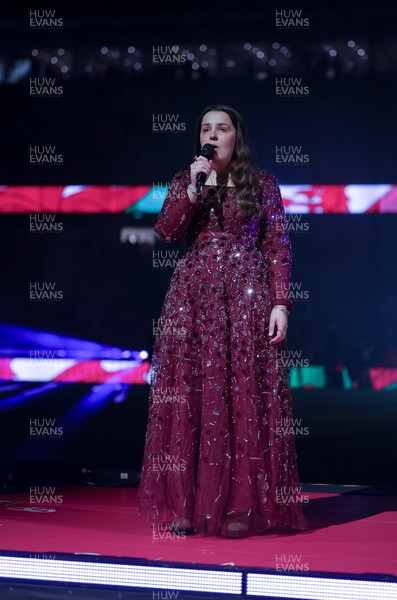 150226 - Wales v France, 2026 Guinness Six Nations - Molly Roberts performs at half time