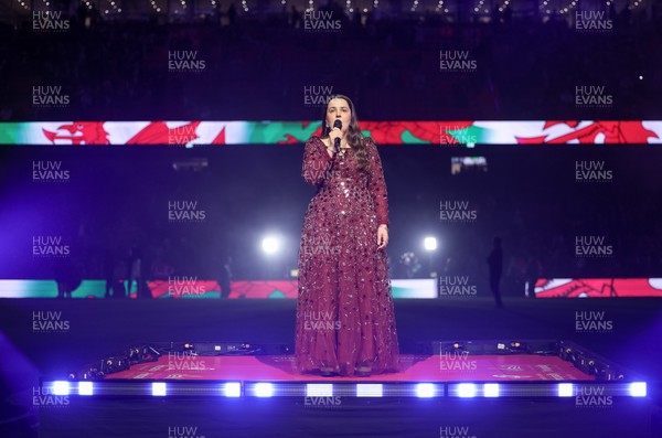 150226 - Wales v France, 2026 Guinness Six Nations - Molly Roberts performs at half time