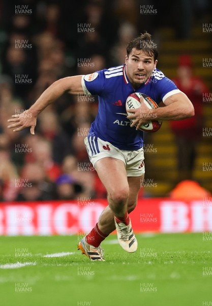 150226 - Wales v France, 2026 Guinness Six Nations - Antoine Dupont of France 