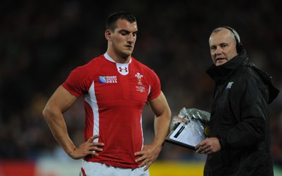 15.10.11 - Wales v France - Rugby World Cup Semi-Final 2011 - Sam Warburton of Wales leaves the field after being sent off. 