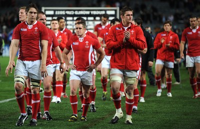 15.10.11 - Wales v France - Rugby World Cup Semi-Final 2011 - Wales players look dejected at the end of the game. 