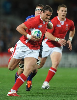 15.10.11 - Wales v France - Rugby World Cup Semi-Final 2011 - Jamie Roberts of Wales is tackled by Imanol Harinordoquy of France. 