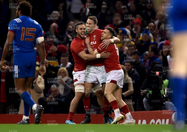 170318 - Wales v France - NatWest 6 Nations -  Josh Navidi, Liam Williams and Gareth Davies of Wales celebrate try