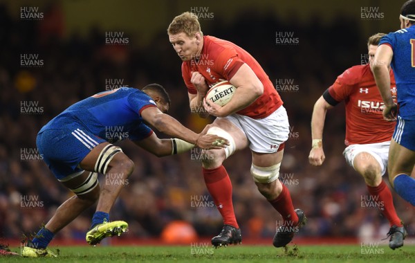170318 - Wales v France - NatWest 6 Nations 2018 - Bradley Davies of Wales takes on Mathieu Babillot of France