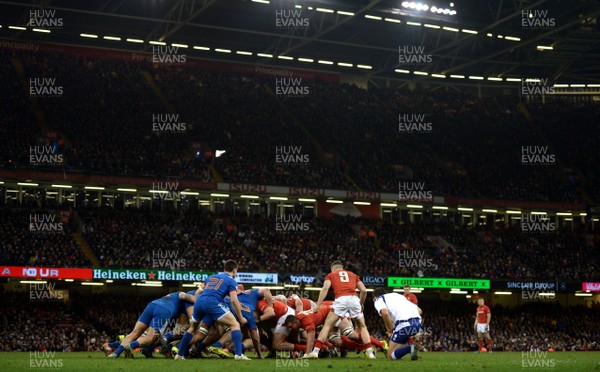 170318 - Wales v France - NatWest 6 Nations 2018 - A scrum