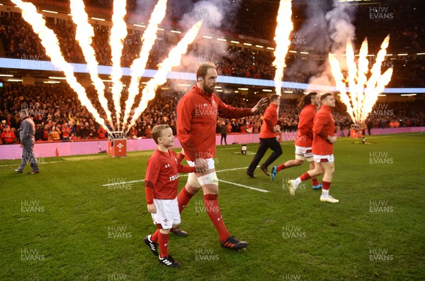 170318 - Wales v France - NatWest 6 Nations 2018 - Alun Wyn Jones leads out his side with mascot