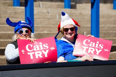 180426 - Wales v France - Guinness Women's Six Nations - Fans of France pose for a photograph prior to the match