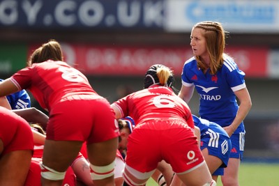 180426 - Wales v France - Guinness Women's Six Nations - Pauline Bourdon Sansus of France looks on at the scrum