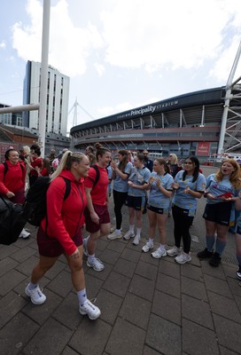 180426 - Wales v France, Guinness Women’s 6 Nations - The team make their way to the stadium