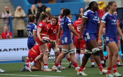 180426 - Wales v France, Guinness Women’s 6 Nations - Wales are awarded a penalty try