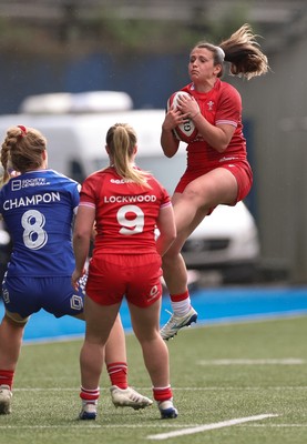 180426 - Wales v France, Guinness Women’s 6 Nations -Kayleigh Powell of Wales takes the high ball