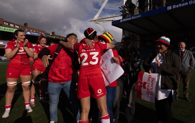 180426 - Wales v France, Guinness Women’s 6 Nations - Jenna De Vera of Wales with her family after receiving her first match cap
