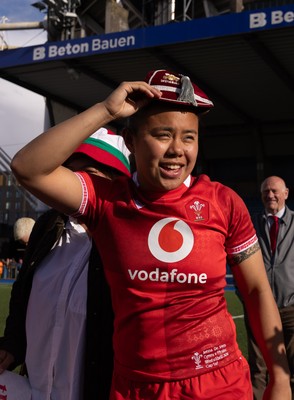 180426 - Wales v France, Guinness Women’s 6 Nations - Sean Lynn, Wales Women head coach presents Jenna De Vera of Wales with her first match cap
