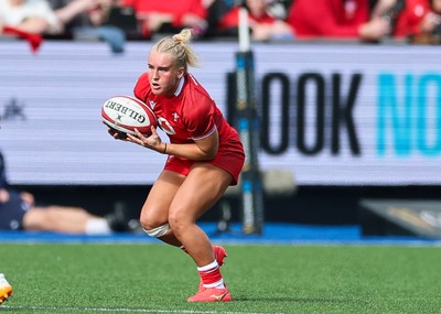 180426 - Wales v France, Guinness Women’s 6 Nations - Seren Singleton of Wales