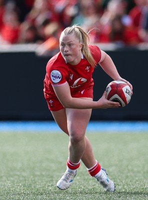 180426 - Wales v France, Guinness Women’s 6 Nations - Seren Lockwood of Wales