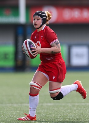 180426 - Wales v France, Guinness Women’s 6 Nations - Bethan Lewis of Wales 
