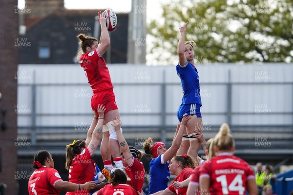 180426 - Wales v France - Guinness Women's Six Nations - Kate Williams of Wales wins a line out