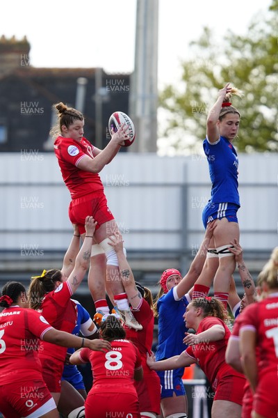 180426 - Wales v France - Guinness Women's Six Nations - Kate Williams of Wales wins a line out
