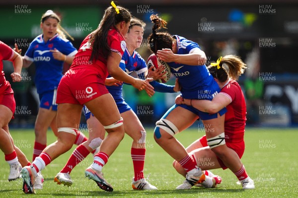 180426 - Wales v France - Guinness Women's Six Nations - Manae Feleu of France is tackled by Gwen Crabb of Wales