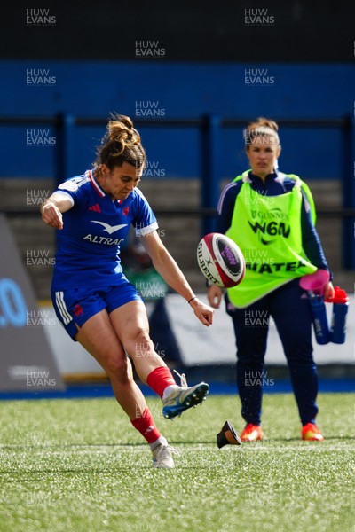 180426 - Wales v France - Guinness Women's Six Nations - Carla Arbez of France kicks a conversion