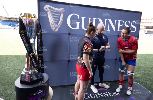 180426 - Wales v France, Guinness Women’s 6 Nations - Kate Williams of Wales and Manae Feleu of France at the coin toss