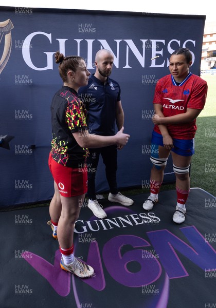 180426 - Wales v France, Guinness Women’s 6 Nations - Kate Williams of Wales and Manae Feleu of France at the coin toss