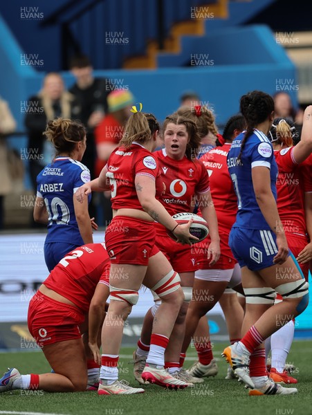 180426 - Wales v France, Guinness Women’s 6 Nations - Wales are awarded a penalty try