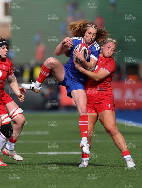 180426 - Wales v France, Guinness Women’s 6 Nations - Pauline Bourdon Sansus of France is held by Kelsey Jones of Wales