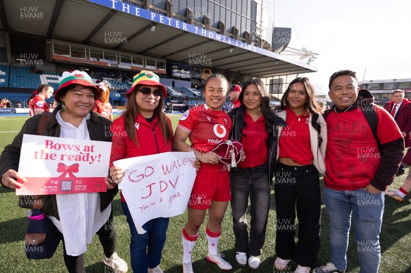 180426 - Wales v France, Guinness Women’s 6 Nations - Jenna De Vera of Wales with her family after receiving her first match cap